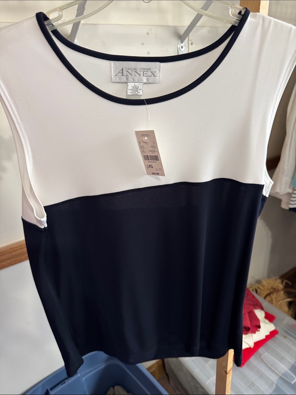 Casual Corner Black and White Colorblock Sleeveless Tank